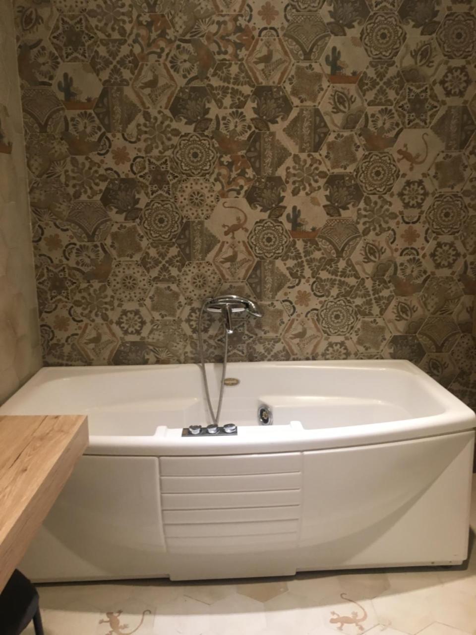 Il Giardino Di Daphne Bed & Breakfast Napoli Bagian luar foto
