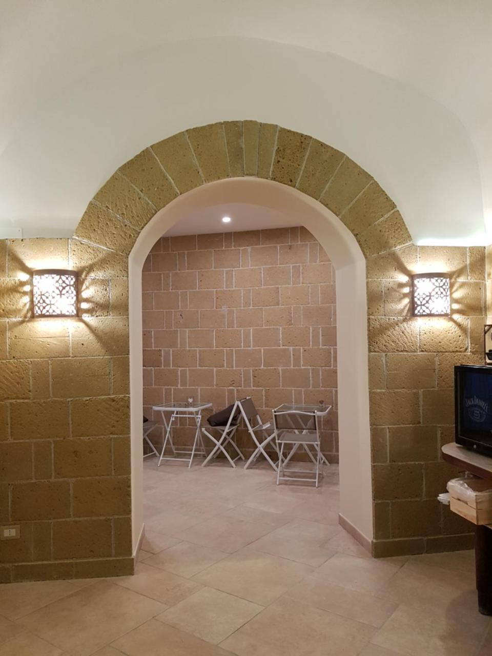 Il Giardino Di Daphne Bed & Breakfast Napoli Bagian luar foto