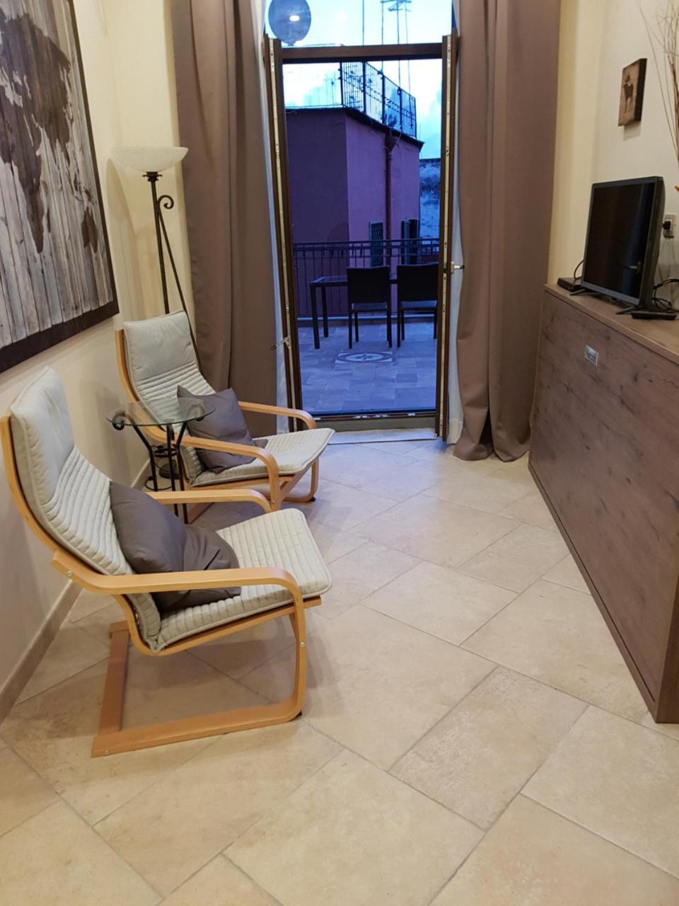 Il Giardino Di Daphne Bed & Breakfast Napoli Bagian luar foto