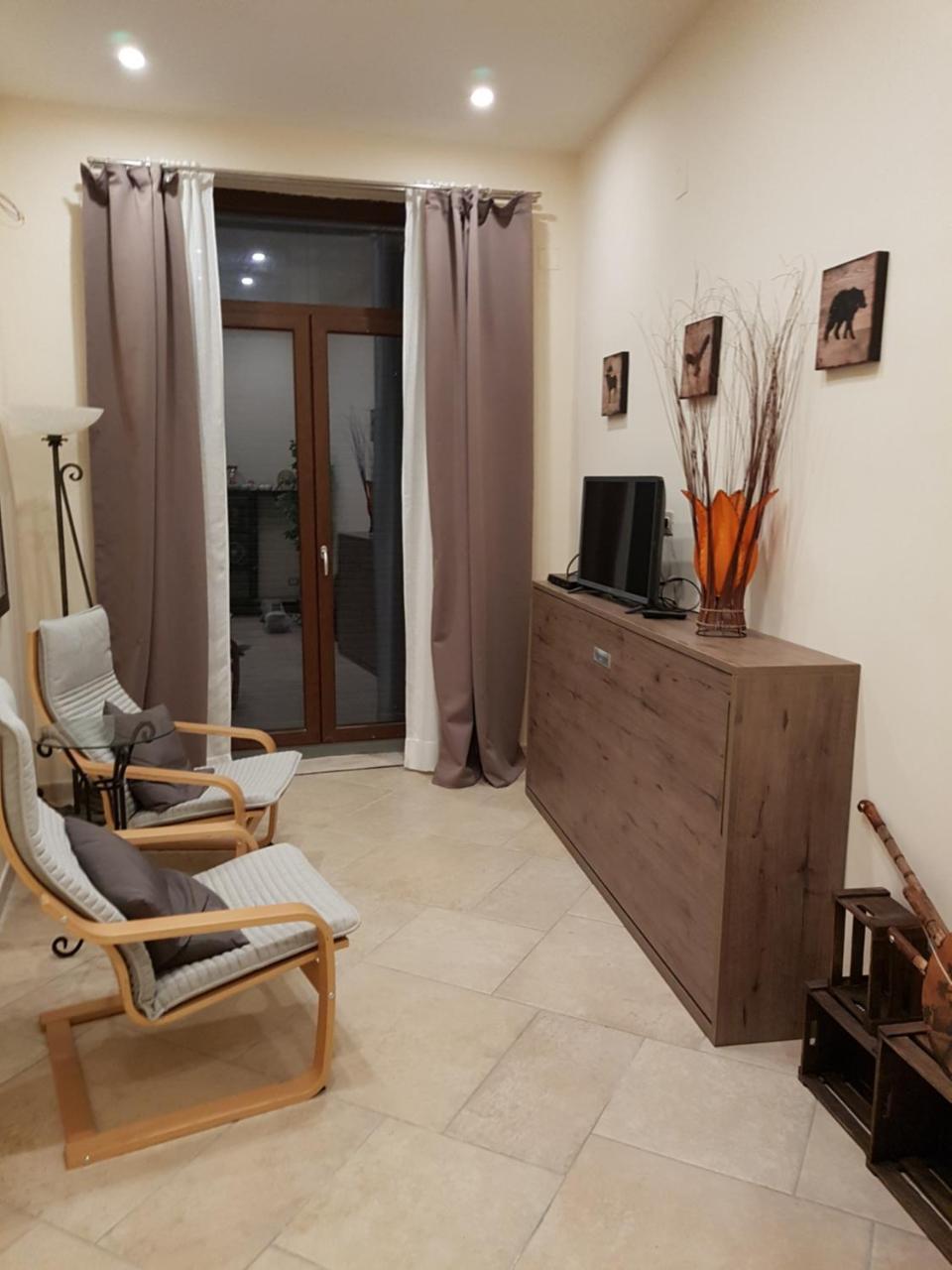 Il Giardino Di Daphne Bed & Breakfast Napoli Bagian luar foto